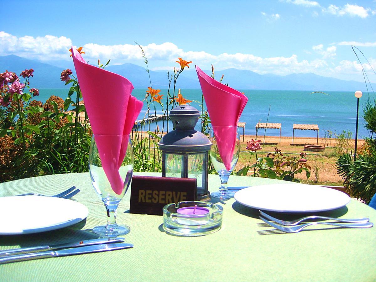 Lakeview Hotel And Resort Otesevo Esterno foto