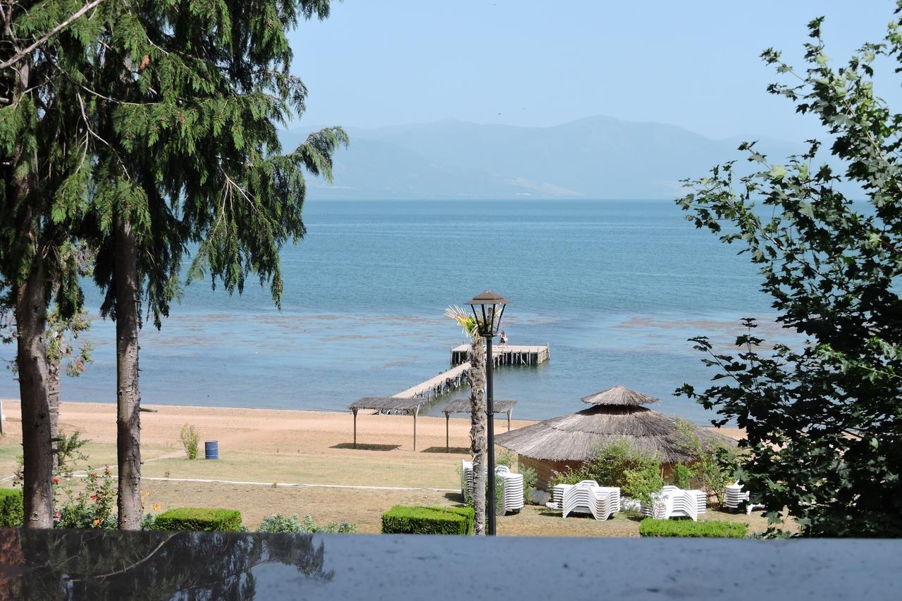 Lakeview Hotel And Resort Otesevo Esterno foto