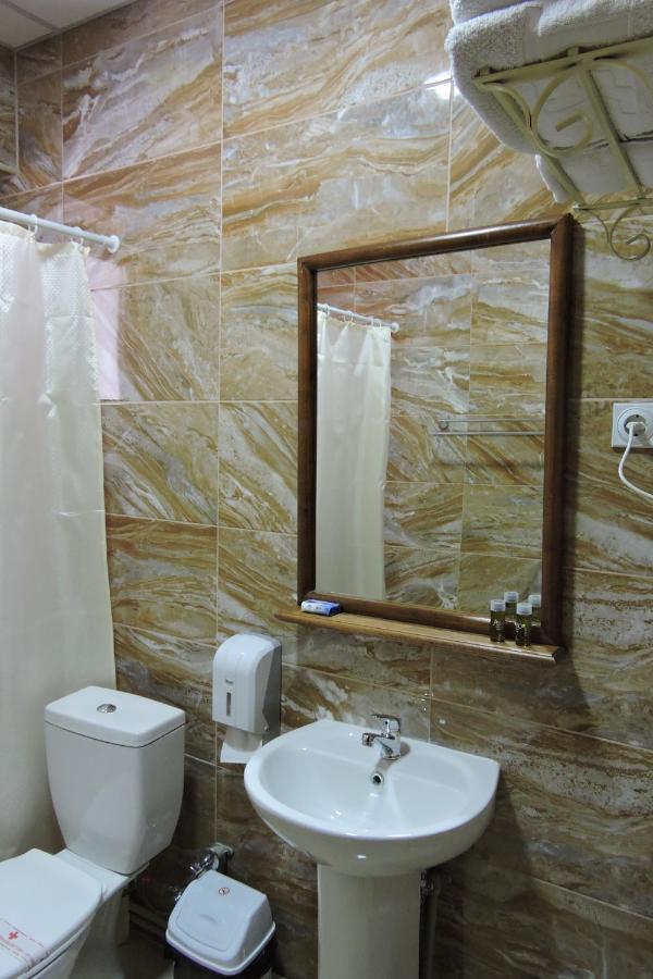Lakeview Hotel And Resort Otesevo Esterno foto